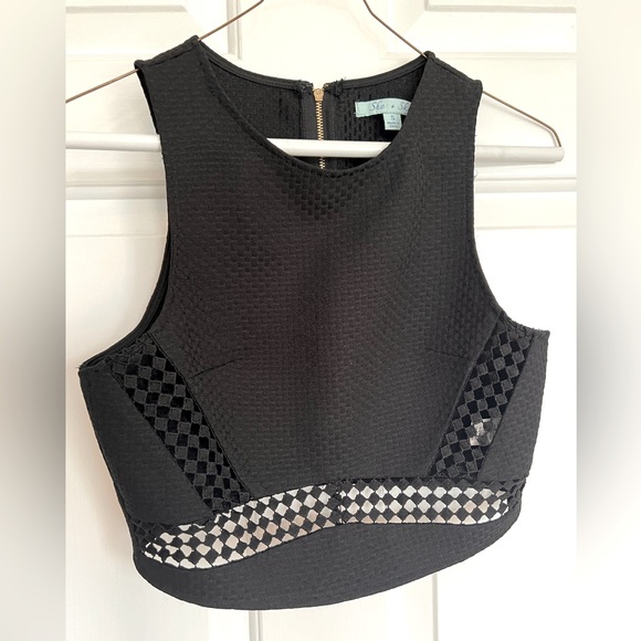 Two piece tank and short set - Picture 1 of 4